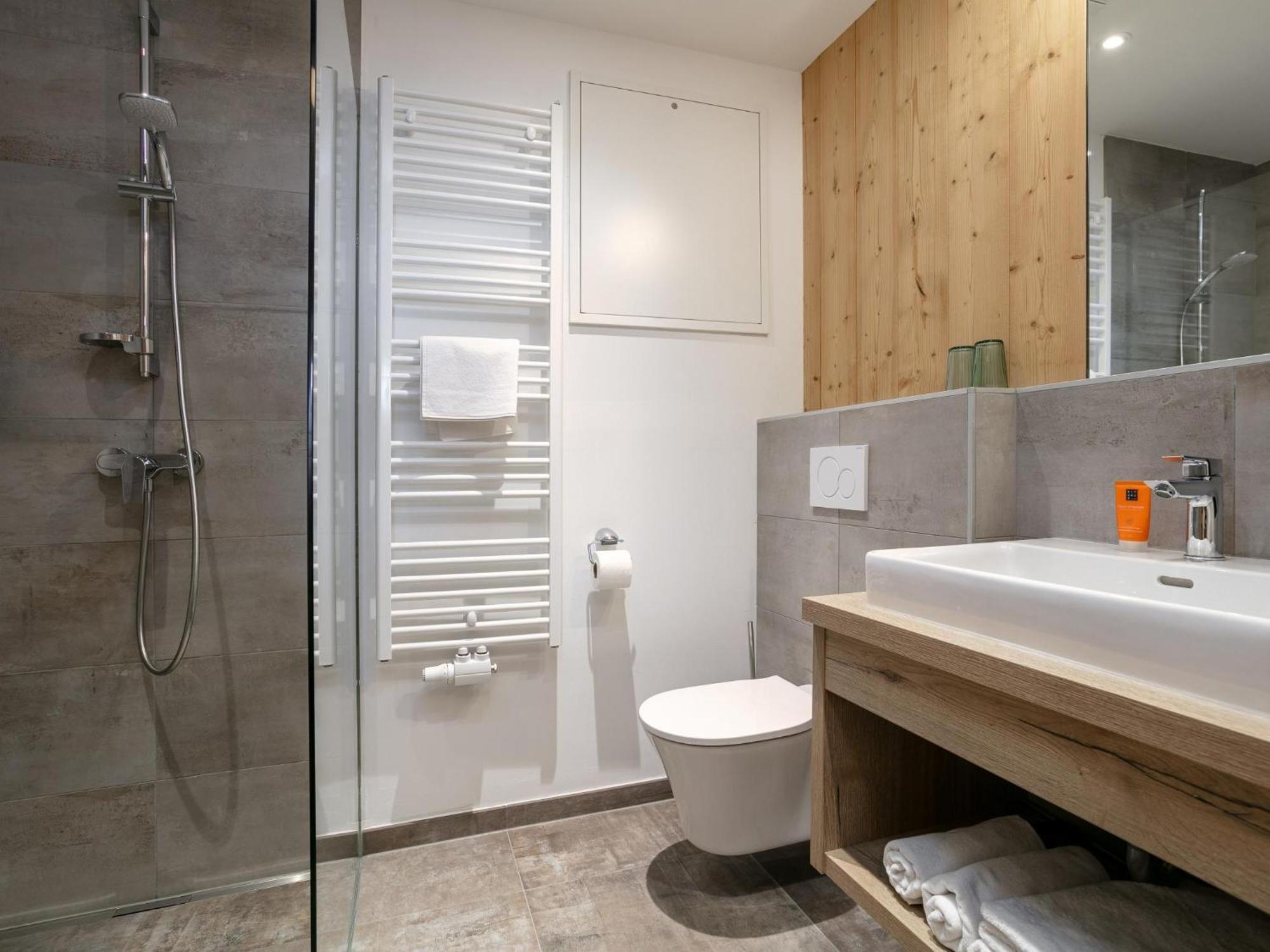 Appartement Apart33 2-16 *